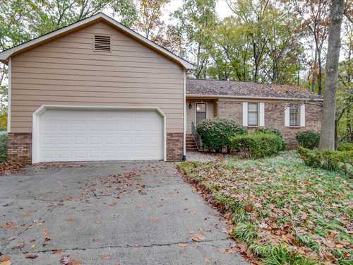 $649,900 - 5Br/3Ba -  for Sale in Montibello Crossing, Charlotte