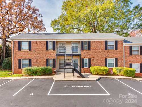 $205,000 - 1Br/1Ba -  for Sale in Quail Hill, Charlotte