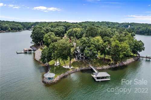 $2,750,000 - 5Br/5Ba -  for Sale in None, Mooresville