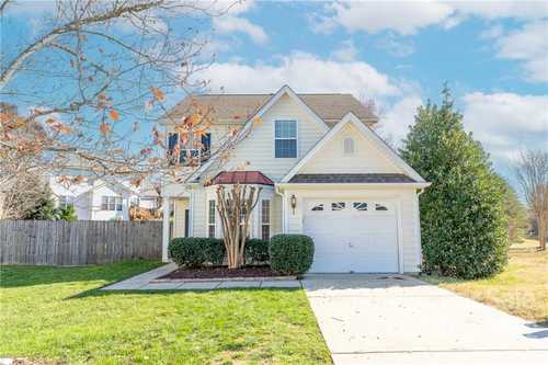 $380,000 - 3Br/3Ba -  for Sale in Waterstone, Fort Mill