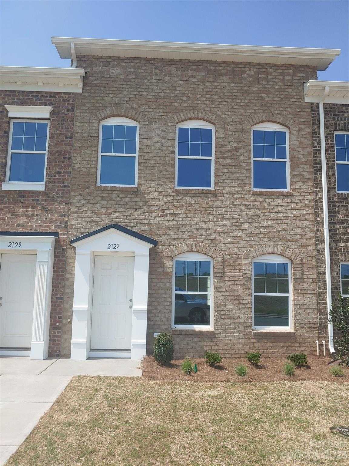 View Hickory, NC 28602 townhome