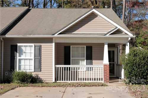$199,999 - 3Br/2Ba -  for Sale in Camellia Corners, Rock Hill