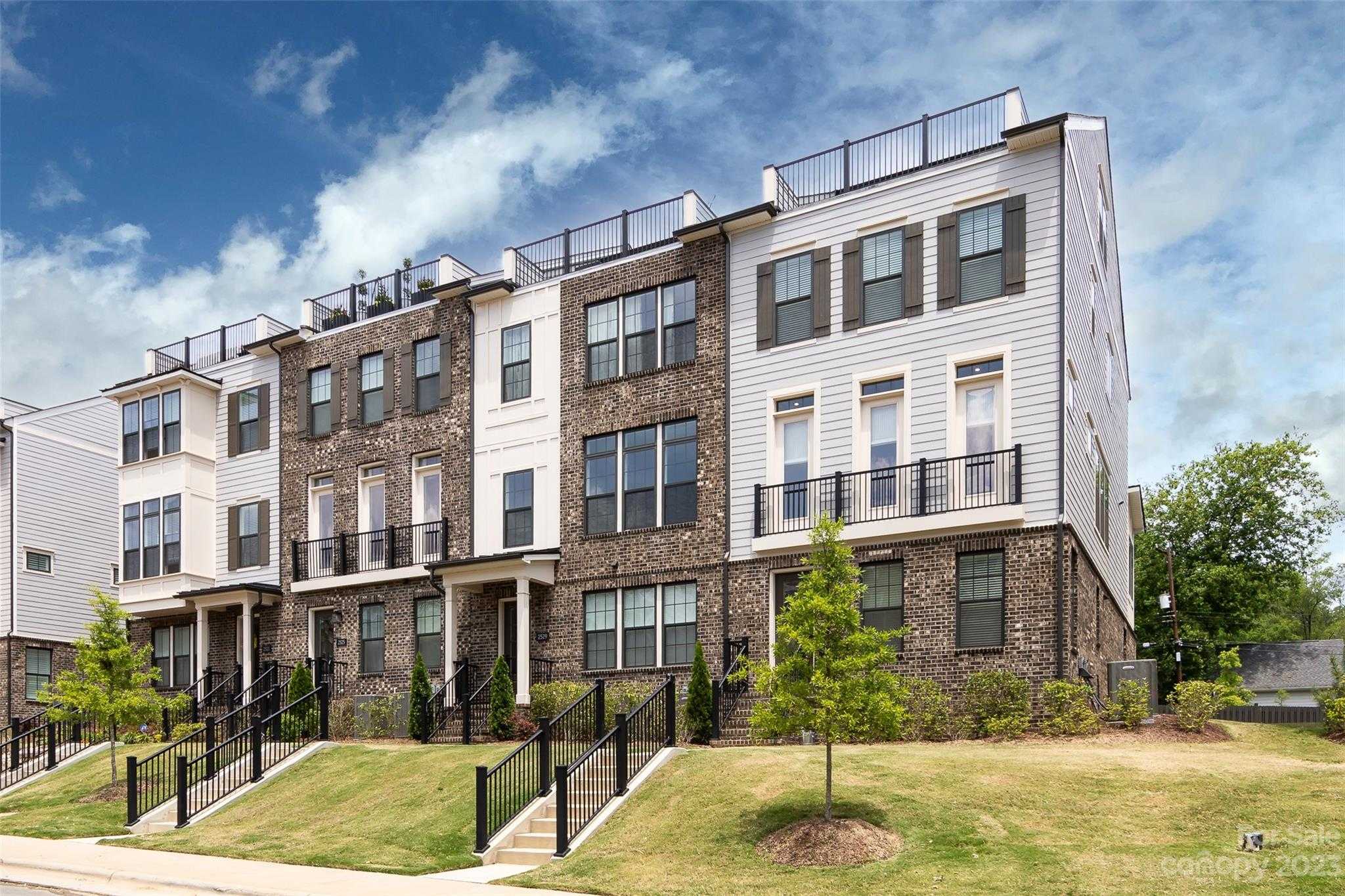 View Charlotte, NC 28204 townhome