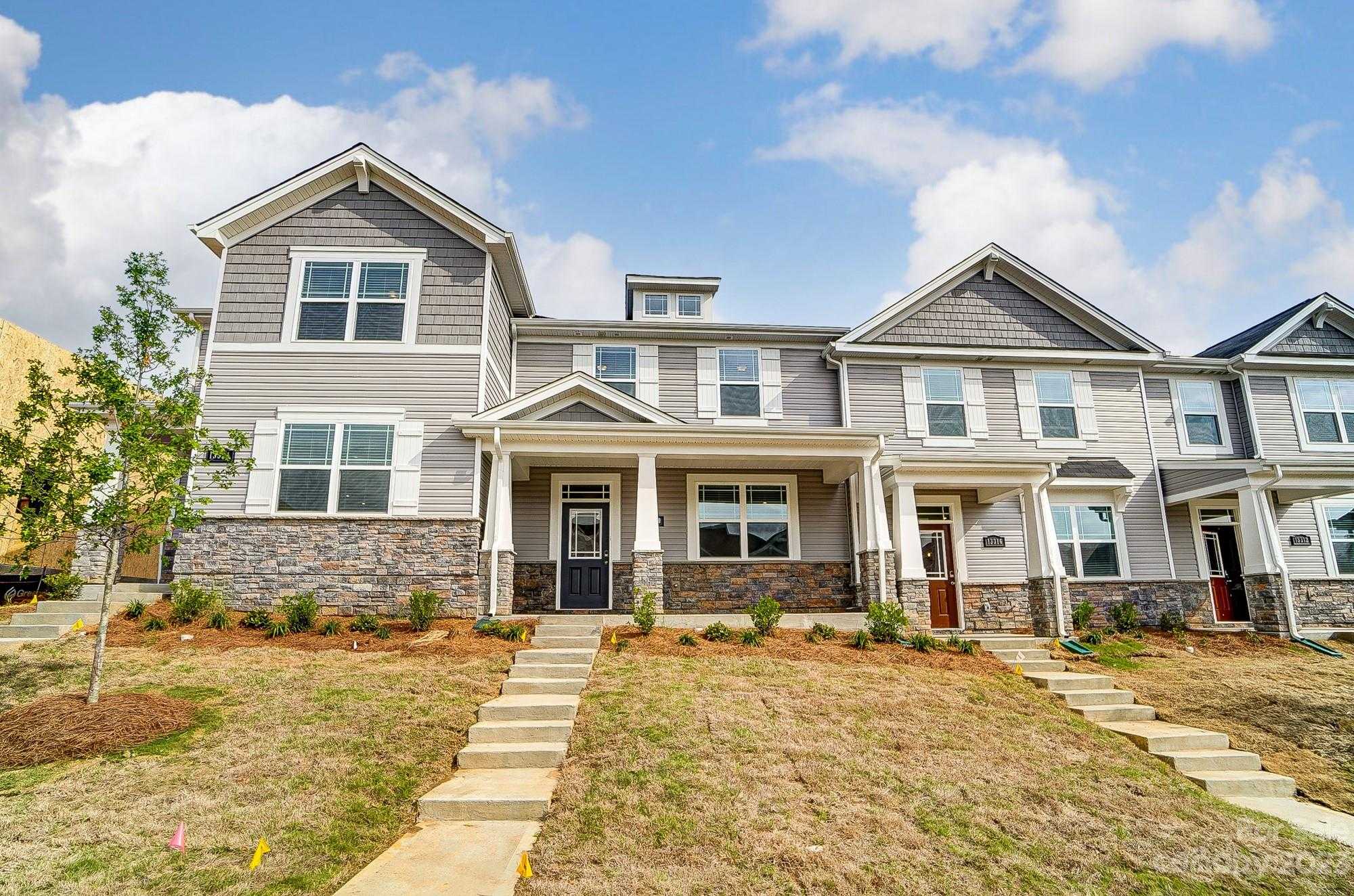 View Charlotte, NC 28278 townhome