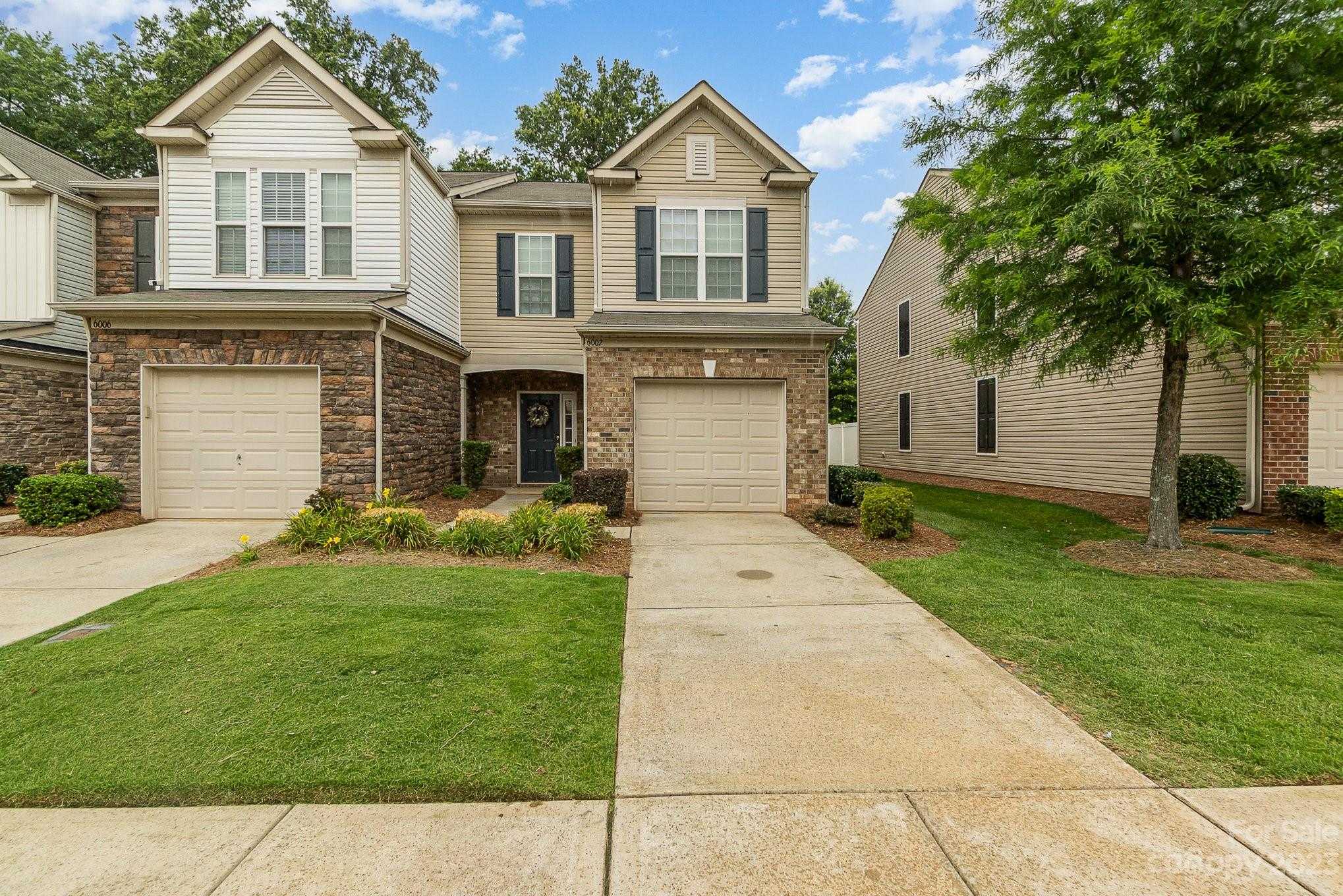 View Charlotte, NC 28210 townhome
