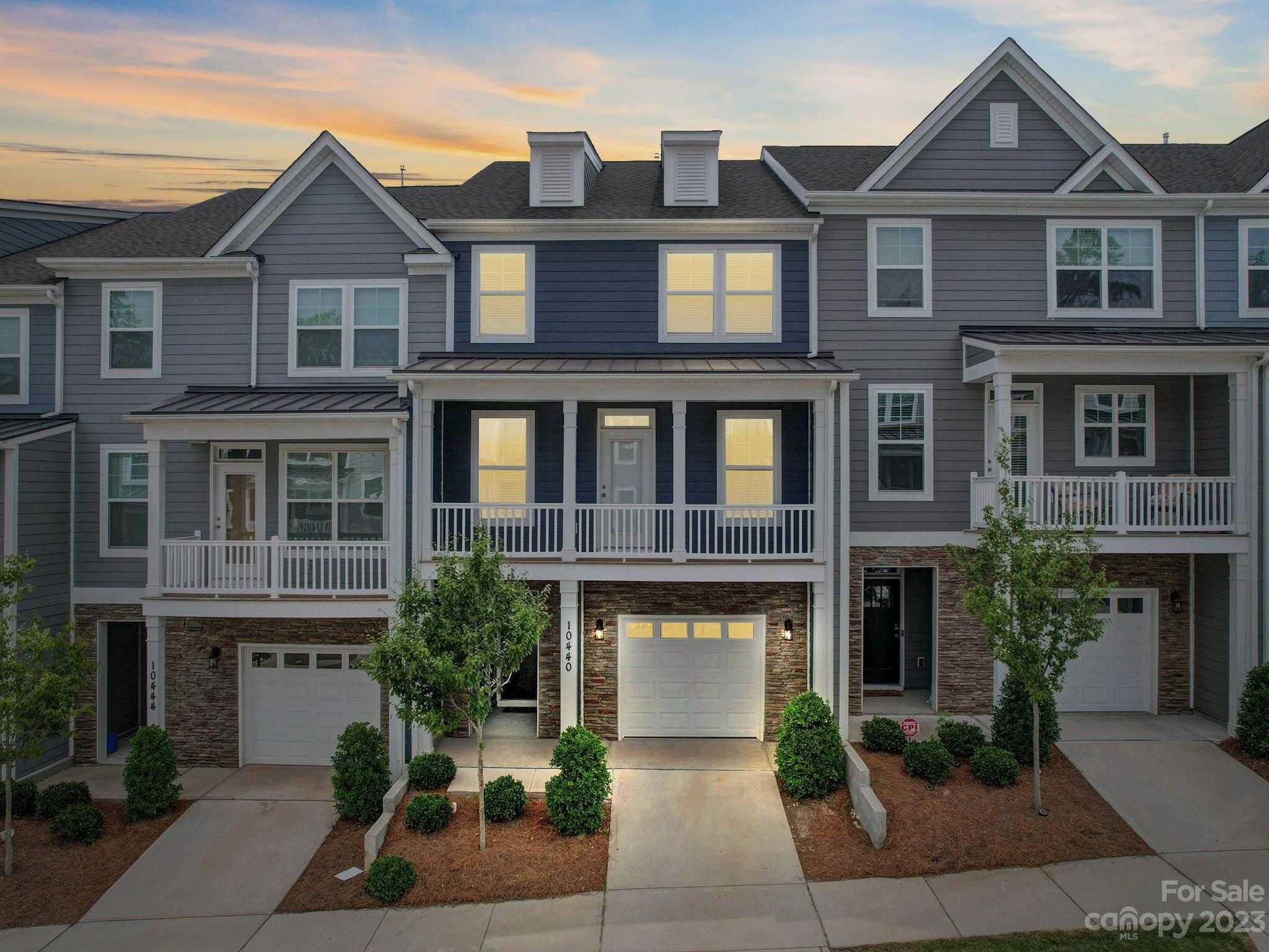 View Charlotte, NC 28262 townhome