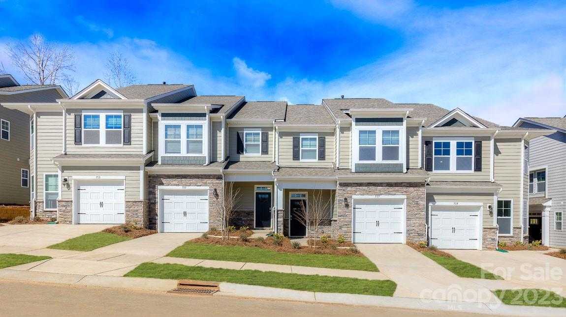 View Hendersonville, NC 28792 townhome