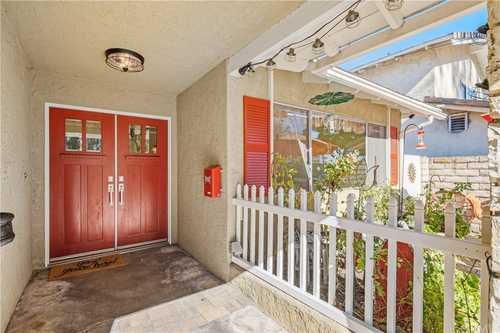 $974,900 - 4Br/2Ba -  for Sale in Torrance