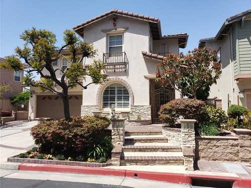 $1,575,000 - 4Br/4Ba -  for Sale in Promontory At Signal Hill (prms), Signal Hill