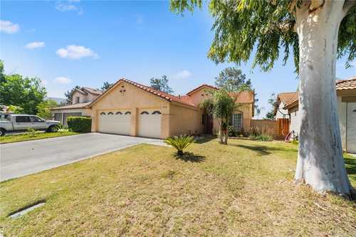 $480,000 - 3Br/2Ba -  for Sale in Moreno Valley
