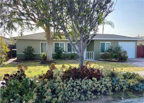 $859,999 - 3Br/2Ba -  for Sale in Torrance