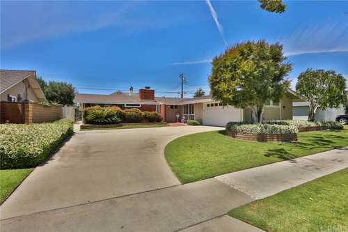 $1,395,000 - 3Br/2Ba -  for Sale in Other (othr), Los Alamitos