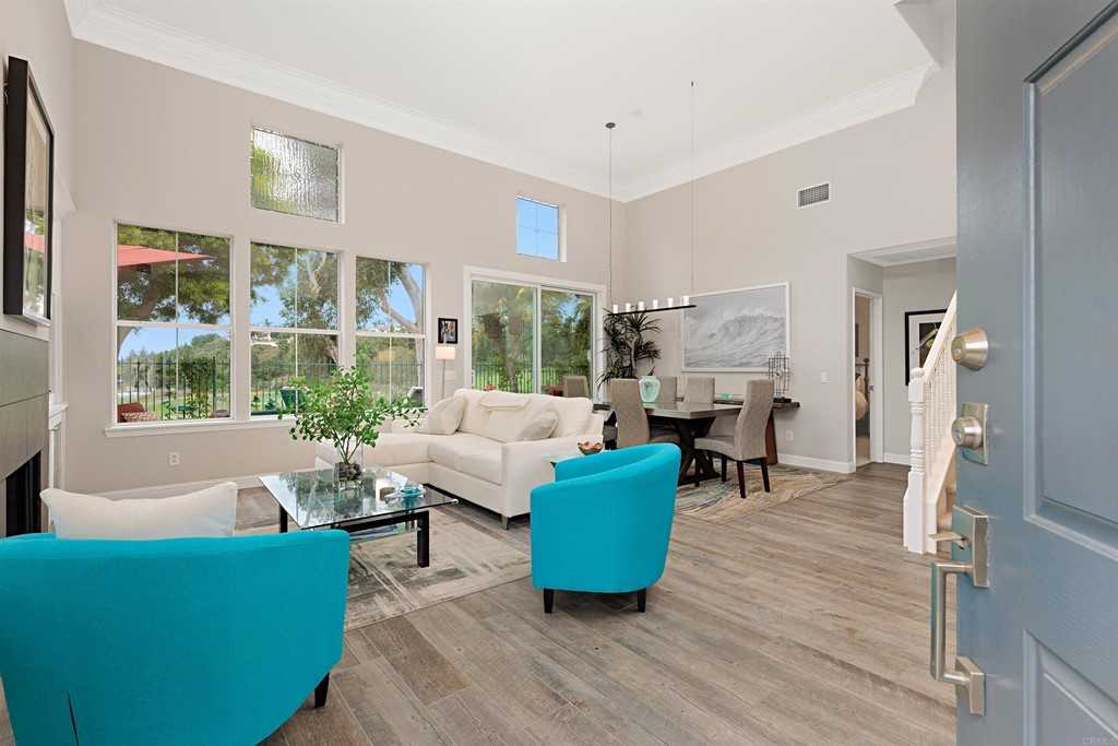 $1,350,000 - 3Br/3Ba -  for Sale in Carlsbad