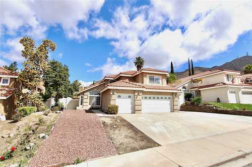 $599,999 - 4Br/3Ba -  for Sale in Moreno Valley
