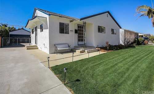 $860,000 - 3Br/1Ba -  for Sale in Hawthorne
