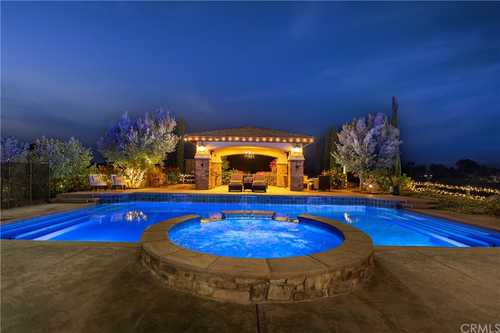 $2,499,000 - 3Br/2Ba -  for Sale in Temecula