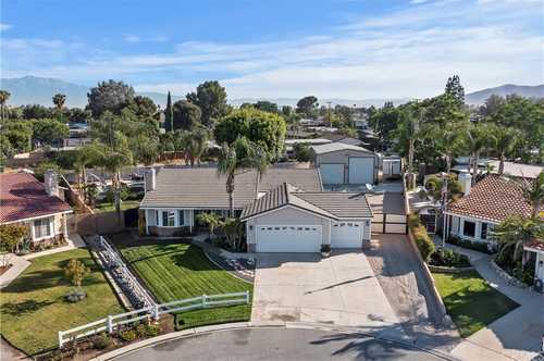 $859,000 - 4Br/2Ba -  for Sale in Norco
