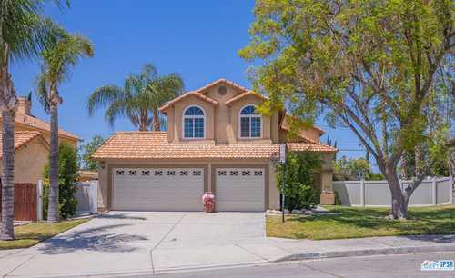 $610,000 - 4Br/3Ba -  for Sale in Tract 13237 Lot 26, Highland