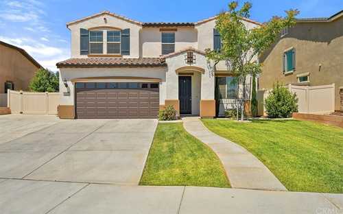 $585,000 - 4Br/3Ba -  for Sale in Perris