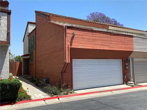 $459,000 - 3Br/3Ba -  for Sale in Chino