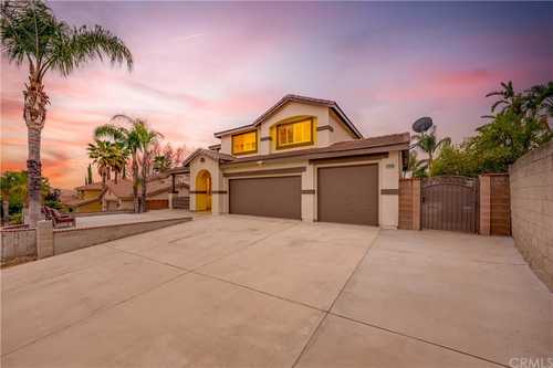 $699,000 - 5Br/3Ba -  for Sale in Lake Elsinore