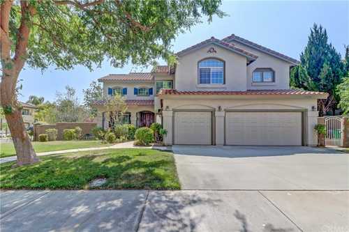 $699,000 - 4Br/4Ba -  for Sale in Moreno Valley