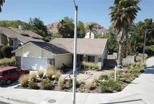 $825,000 - 4Br/2Ba -  for Sale in Stone Crest (stcr), Canyon Country