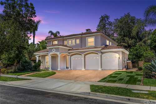 $990,000 - 4Br/3Ba -  for Sale in Other (othr), Corona