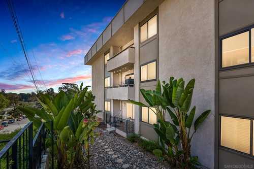 $780,000 - 3Br/3Ba -  for Sale in Hillcrest, San Diego