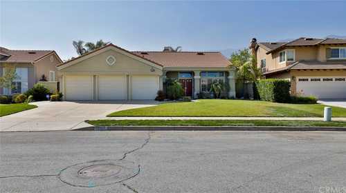 $899,900 - 4Br/2Ba -  for Sale in Rancho Cucamonga