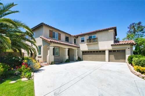 $999,900 - 5Br/3Ba -  for Sale in Eastvale