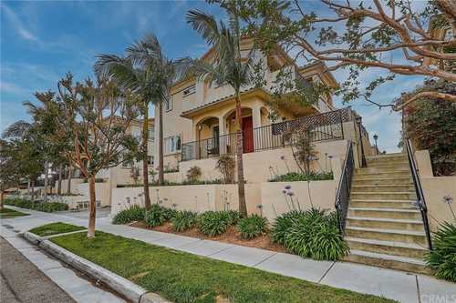 $830,000 - 2Br/3Ba -  for Sale in Torrance
