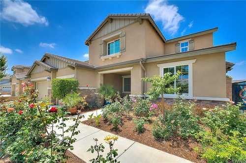 $1,150,000 - 6Br/5Ba -  for Sale in Eastvale