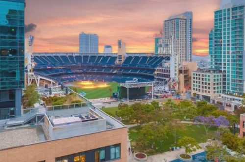 $1,039,000 - 2Br/2Ba -  for Sale in Downtown, San Diego