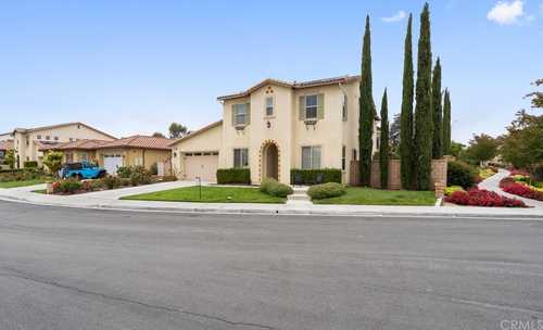 $1,100,000 - 4Br/3Ba -  for Sale in Temecula