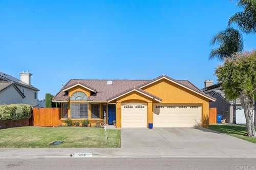 $940,000 - 4Br/3Ba -  for Sale in Bonsall