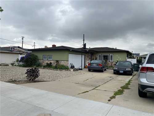 $988,888 - 3Br/2Ba -  for Sale in Torrance