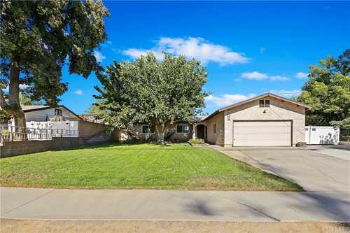 $499,900 - 3Br/3Ba -  for Sale in Grand Terrace