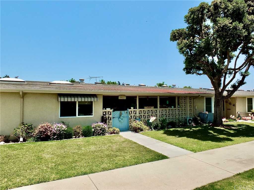 $330,000 - 2Br/1Ba -  for Sale in Leisure World (lw), Seal Beach