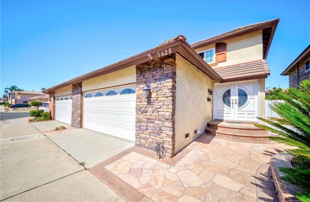 $819,990 - 3Br/3Ba -  for Sale in Buena Park