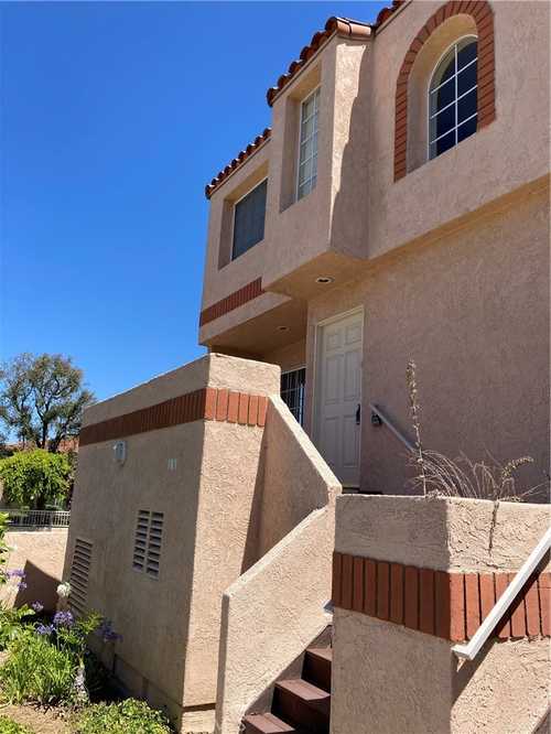 $820,000 - 2Br/3Ba -  for Sale in Torrance