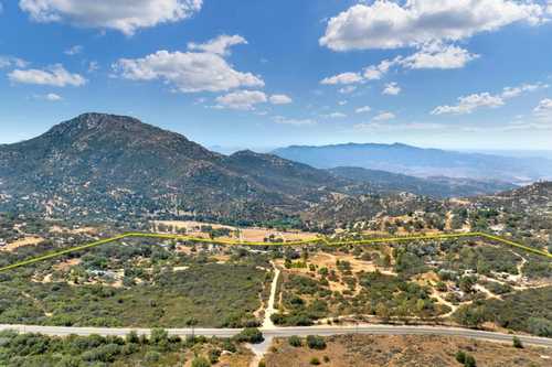 $1,900,000 - 9Br/7Ba -  for Sale in Jamul