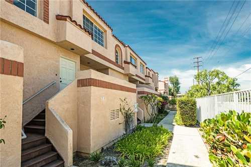 $798,000 - 2Br/3Ba -  for Sale in Torrance