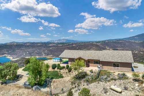 $1,200,000 - 3Br/2Ba -  for Sale in Jamul, Jamul
