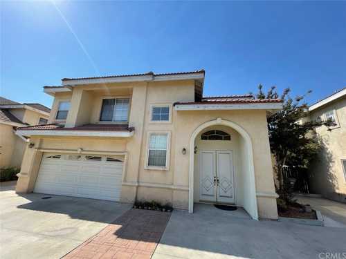$898,000 - 4Br/3Ba -  for Sale in Temple City