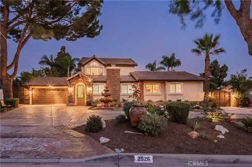 $1,398,000 - 5Br/4Ba -  for Sale in Claremont