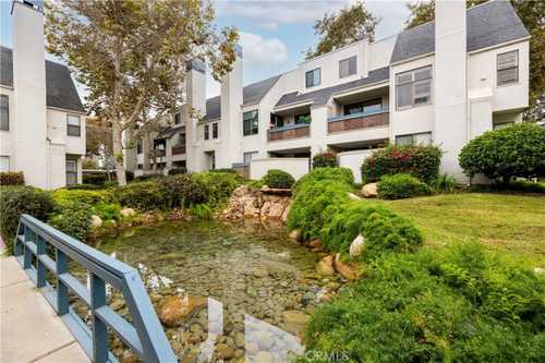 $588,500 - 2Br/2Ba -  for Sale in Mission Valley, San Diego
