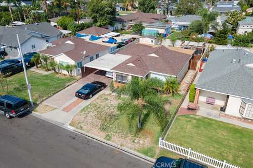 $659,900 - 3Br/1Ba -  for Sale in Downey
