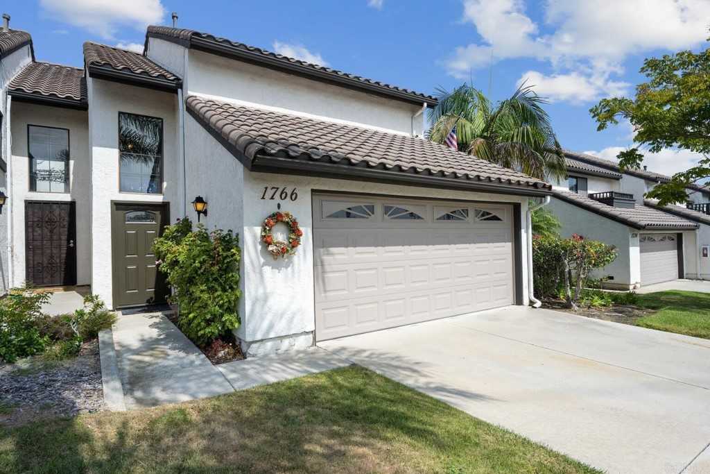 $839,000 - 2Br/3Ba -  for Sale in Seaport (sp), Carlsbad