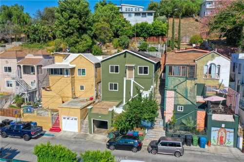 $820,000 - 4Br/2Ba -  for Sale in Los Angeles